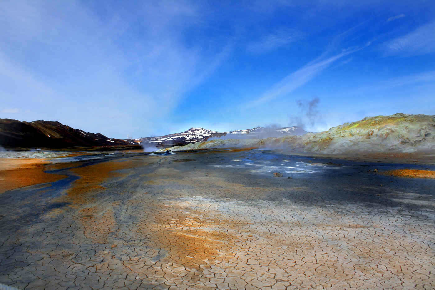 Geothermal field - geothermal energy for homes in canada