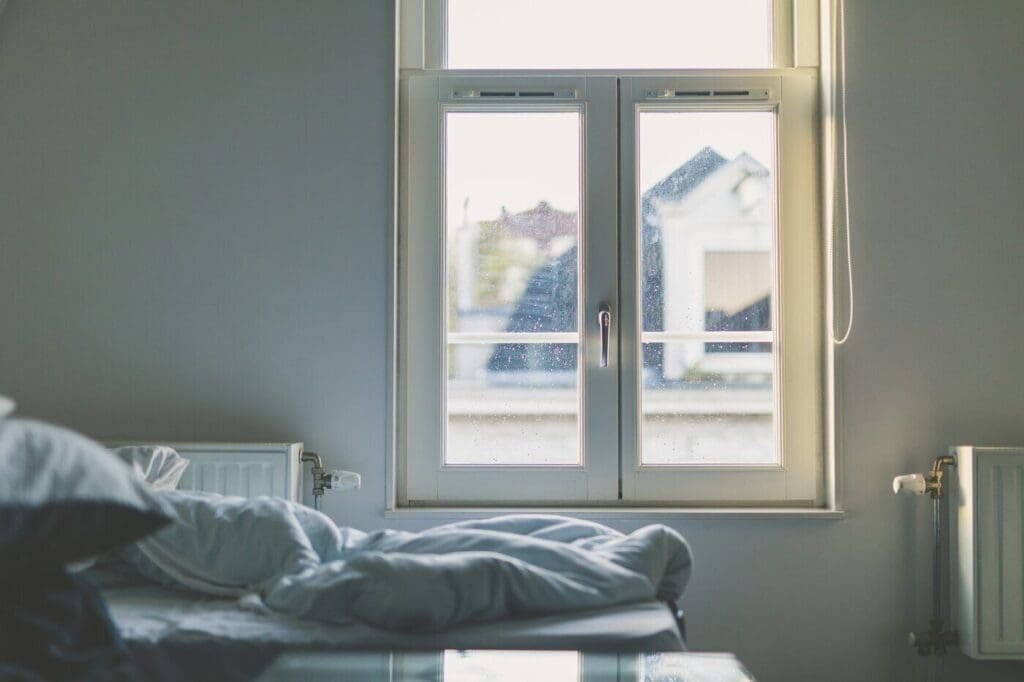Bedroom window - how to design a comfortable and sustainable bedroom