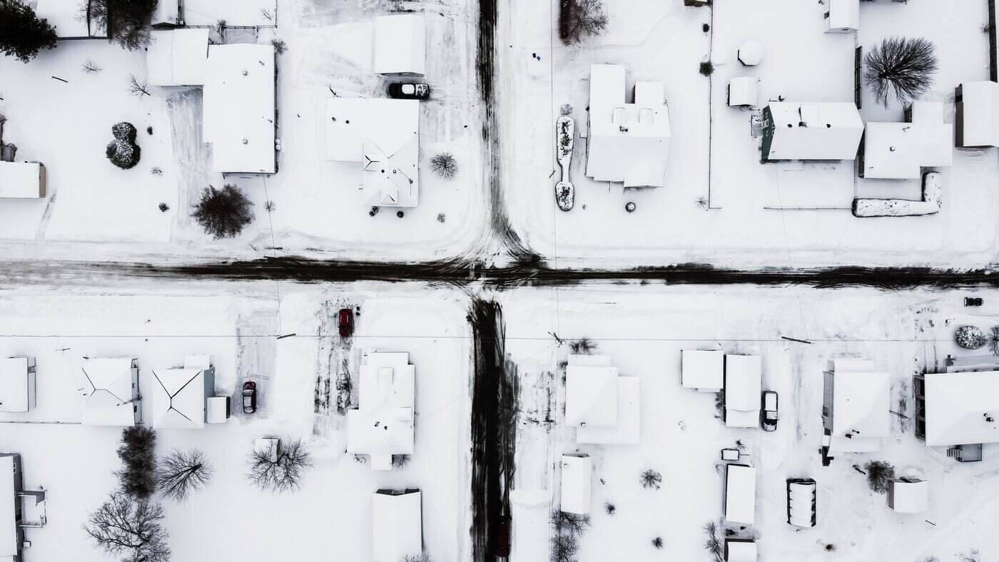 How To Manage Thermal Bridging 4 Aerial view of neighbourhood in snow - how to manage thermal bridging