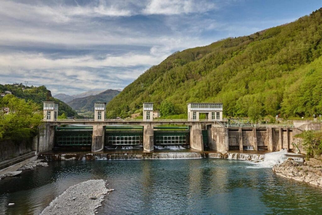 Ontario Hydroelectric Plants Granted $1B For Renovations 3 Hydroelectric station