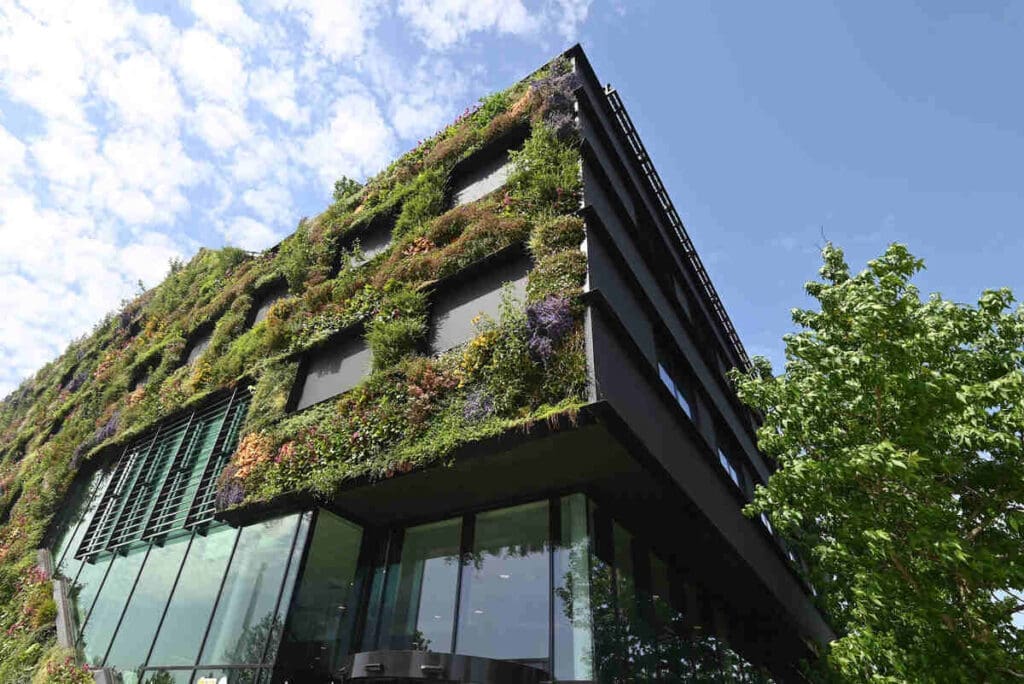 Green wall facade almere netherlands