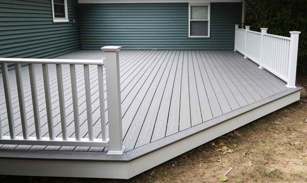 Aluminum decking