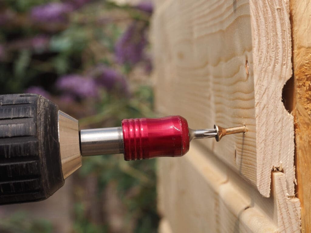 Screwing cladding house