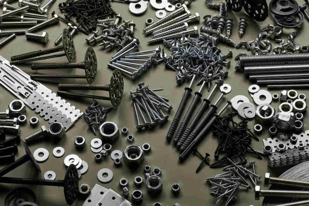Fasteners used in construction - screws and nails