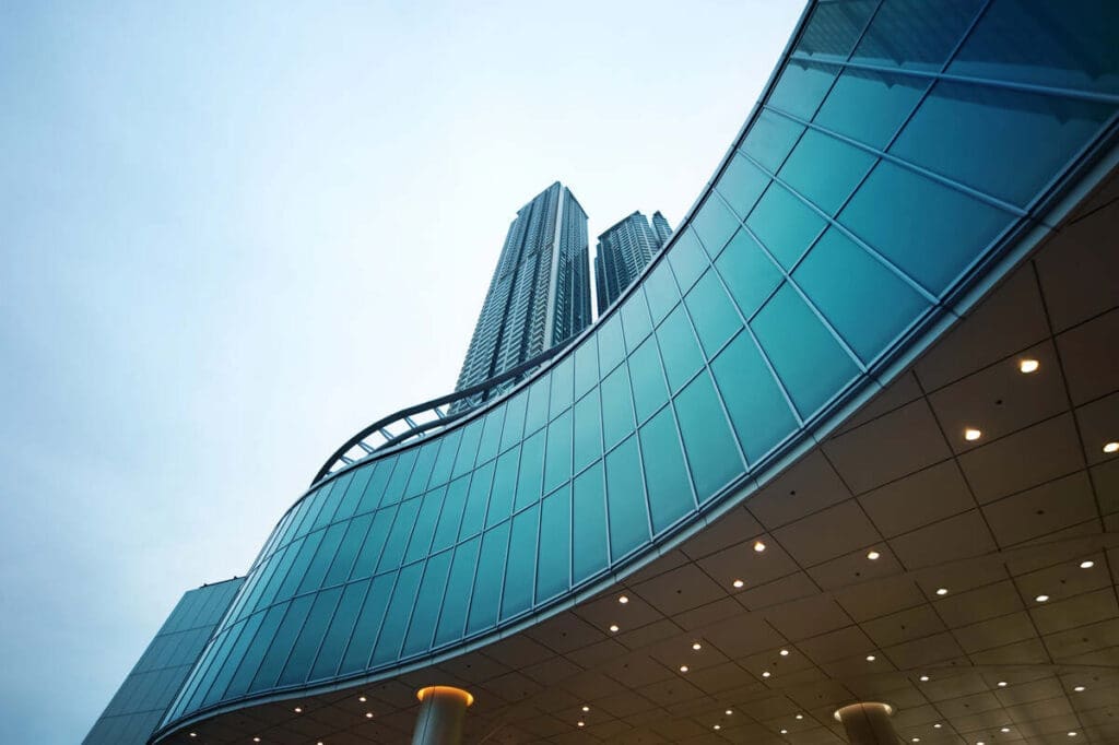 The Role Of Façade Engineering In Creating Sustainable, Energy-Saving Buildings 3 Facade building