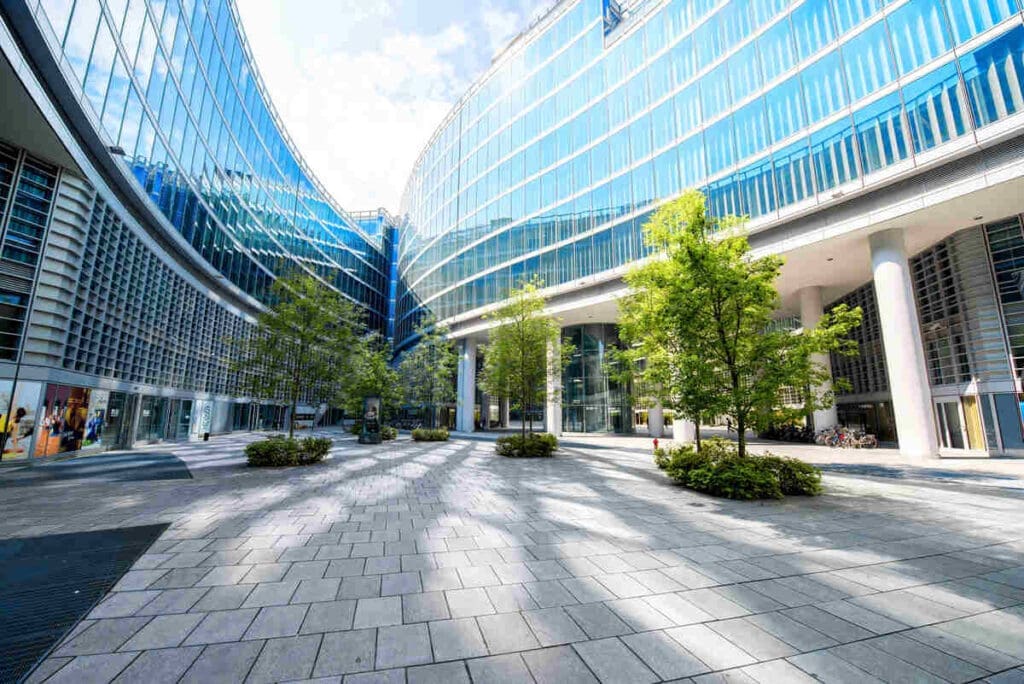 The Role Of Façade Engineering In Creating Sustainable, Energy-Saving Buildings 5 Office tower facade