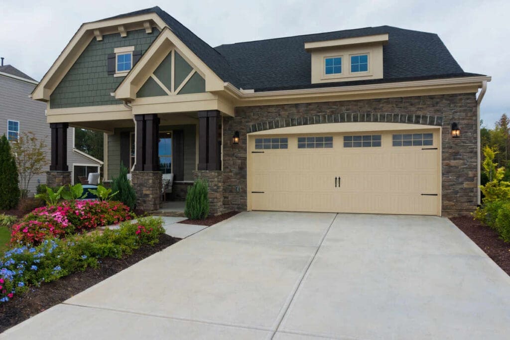The Average Concrete Driveway Cost In Canada 5 House with concrete driveway