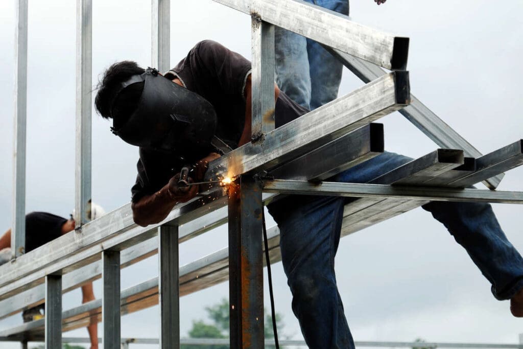 Welding steel building