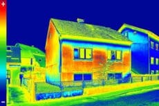 thermal imaging camera on house inspection